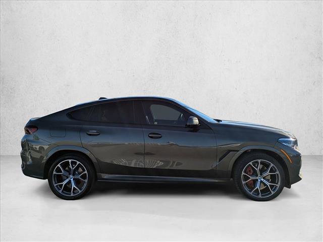 Used 2023 BMW X6 xDrive40i w/ M Sport Package image 4