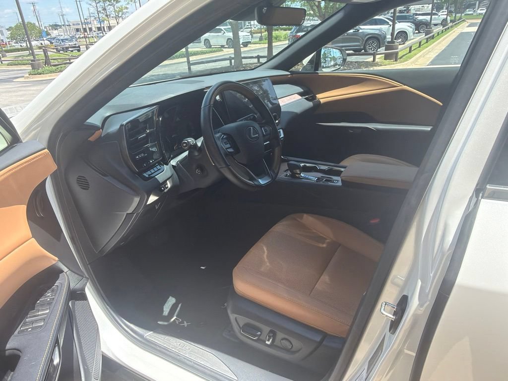 Certified 2025 Lexus RX 350 Premium w/ Accessory Package (Z1) FWD image 5