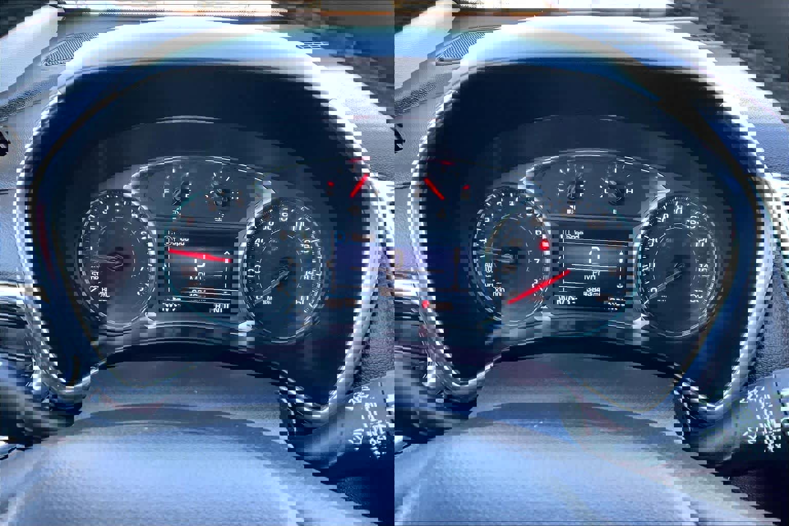 Used 2024 Chevrolet Equinox LT image 25