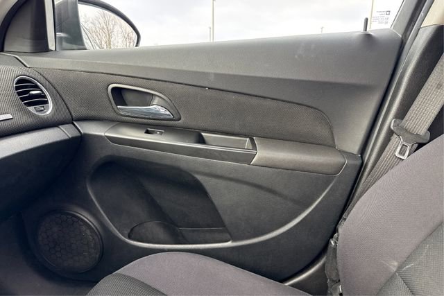 Used 2014 Chevrolet Cruze LT FWD image 20