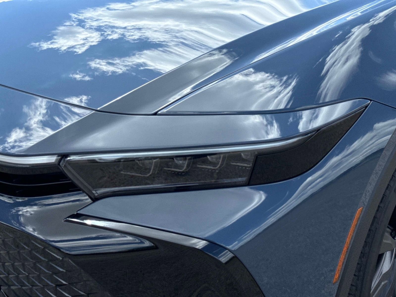 Used 2025 Toyota Crown Nightshade AWD/4WD image 9