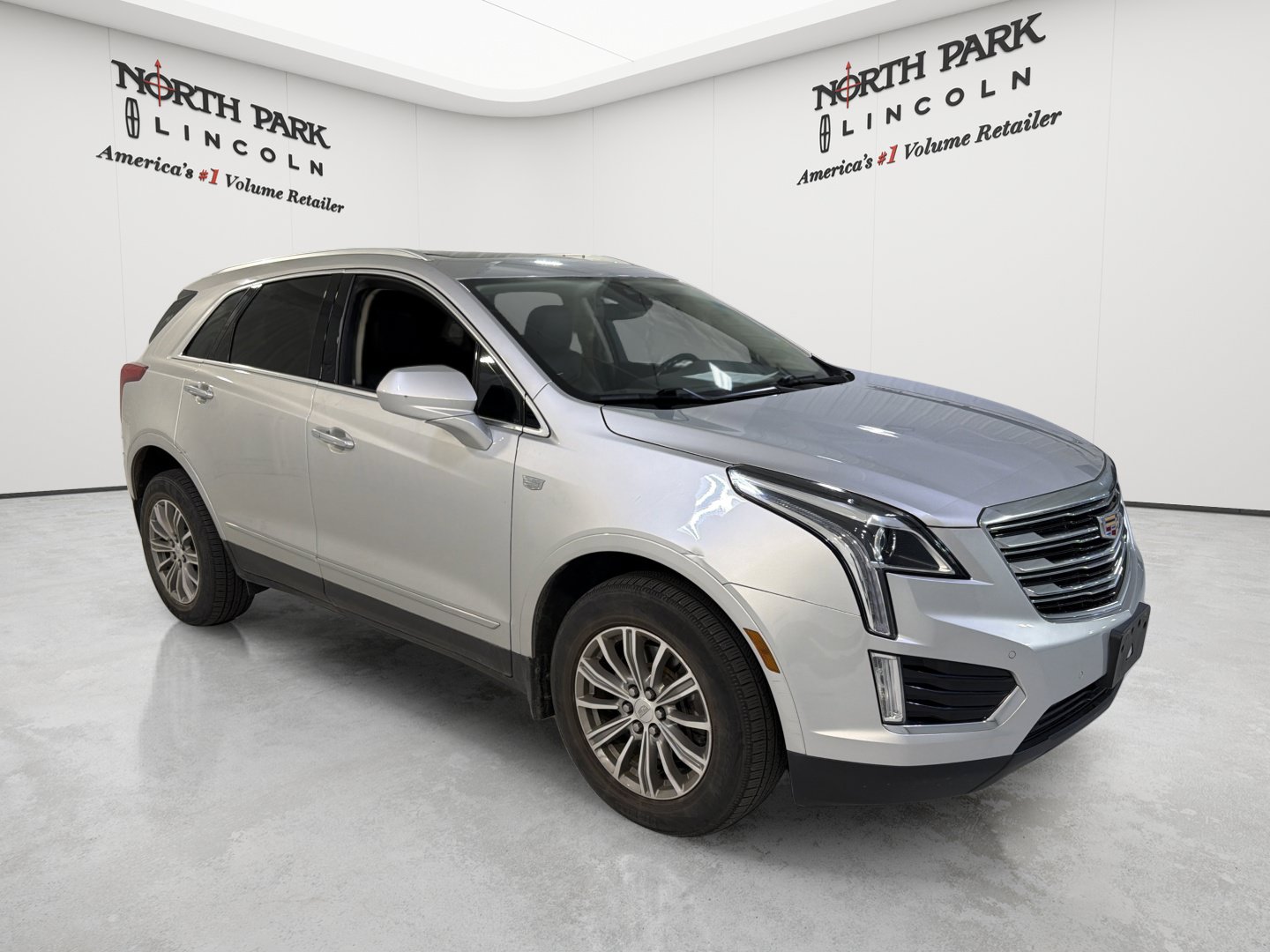 Used 2019 Cadillac XT5 Luxury FWD image 7