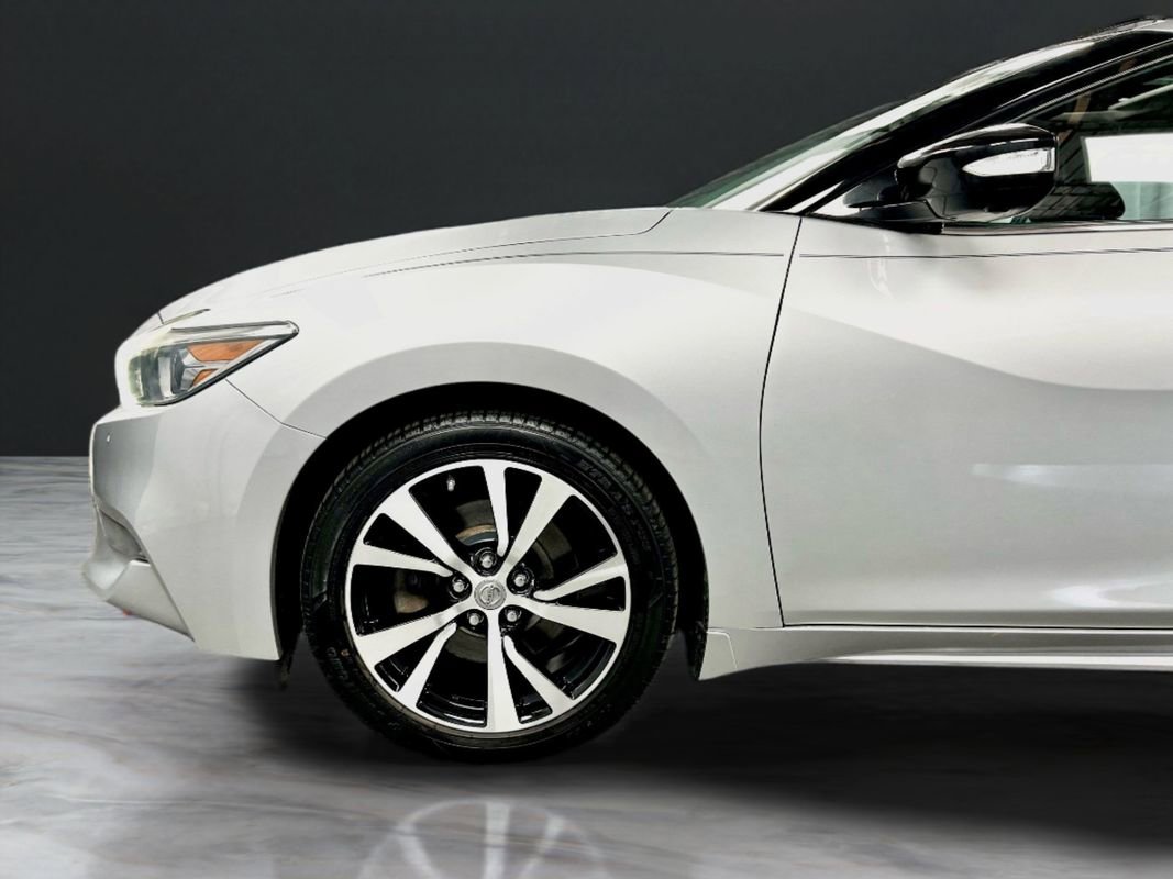 Used 2018 Nissan Maxima Platinum image 10
