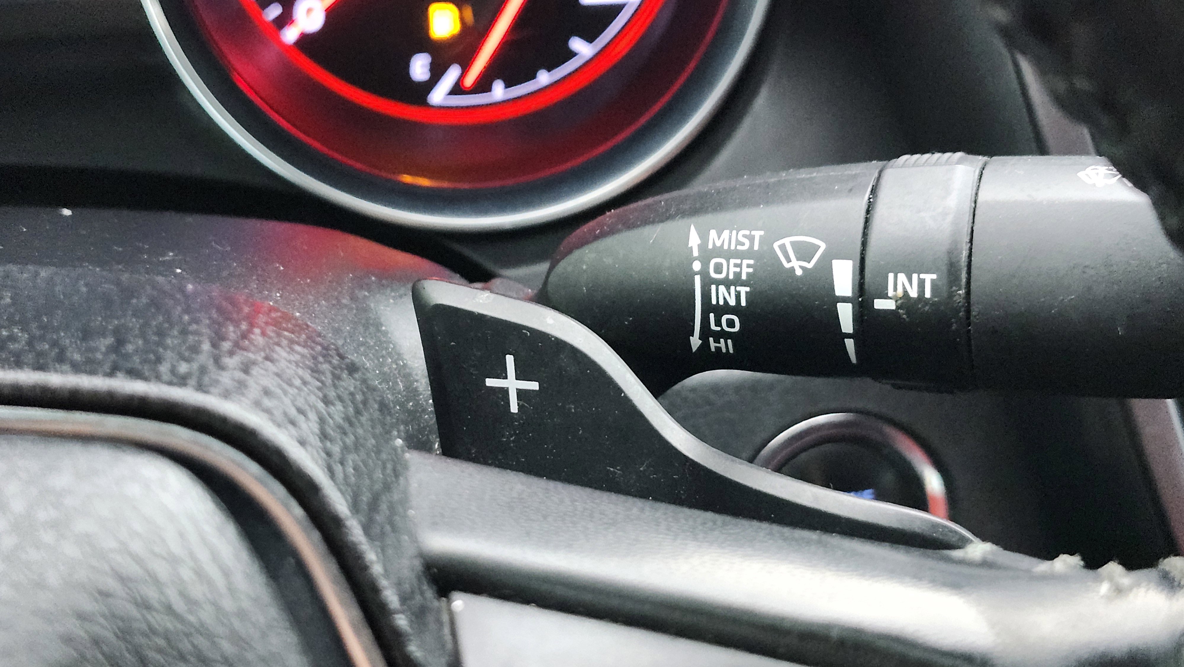 Used 2020 Toyota Camry XSE image 32