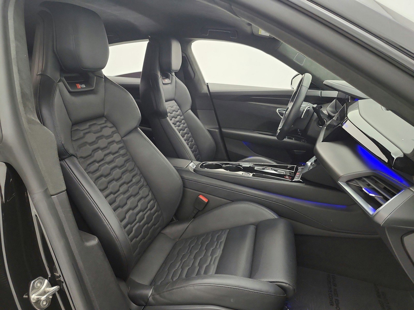 Used 2024 Audi RS e-tron GT w/ Carbon Performance Package image 18