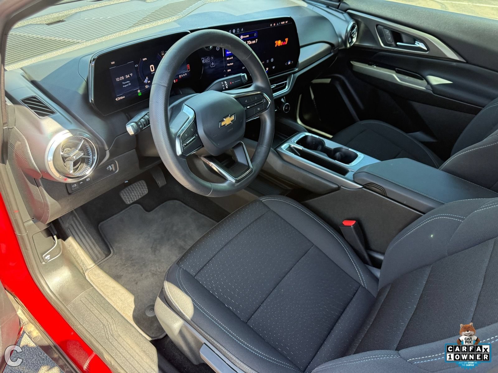 Certified 2025 Chevrolet Equinox EV LT FWD image 11