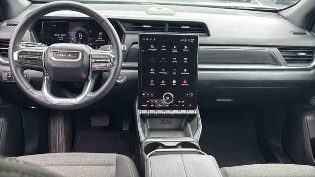Used 2025 GMC Terrain Elevation AWD/4WD image 27