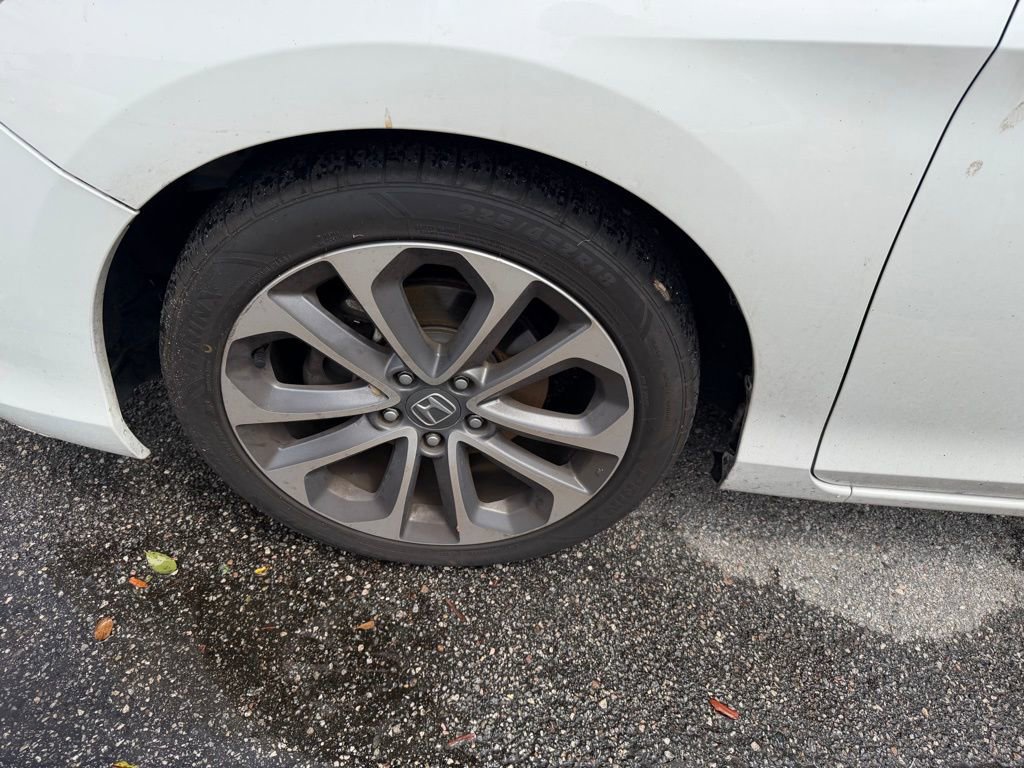 Used 2013 Honda Accord Sport image 9