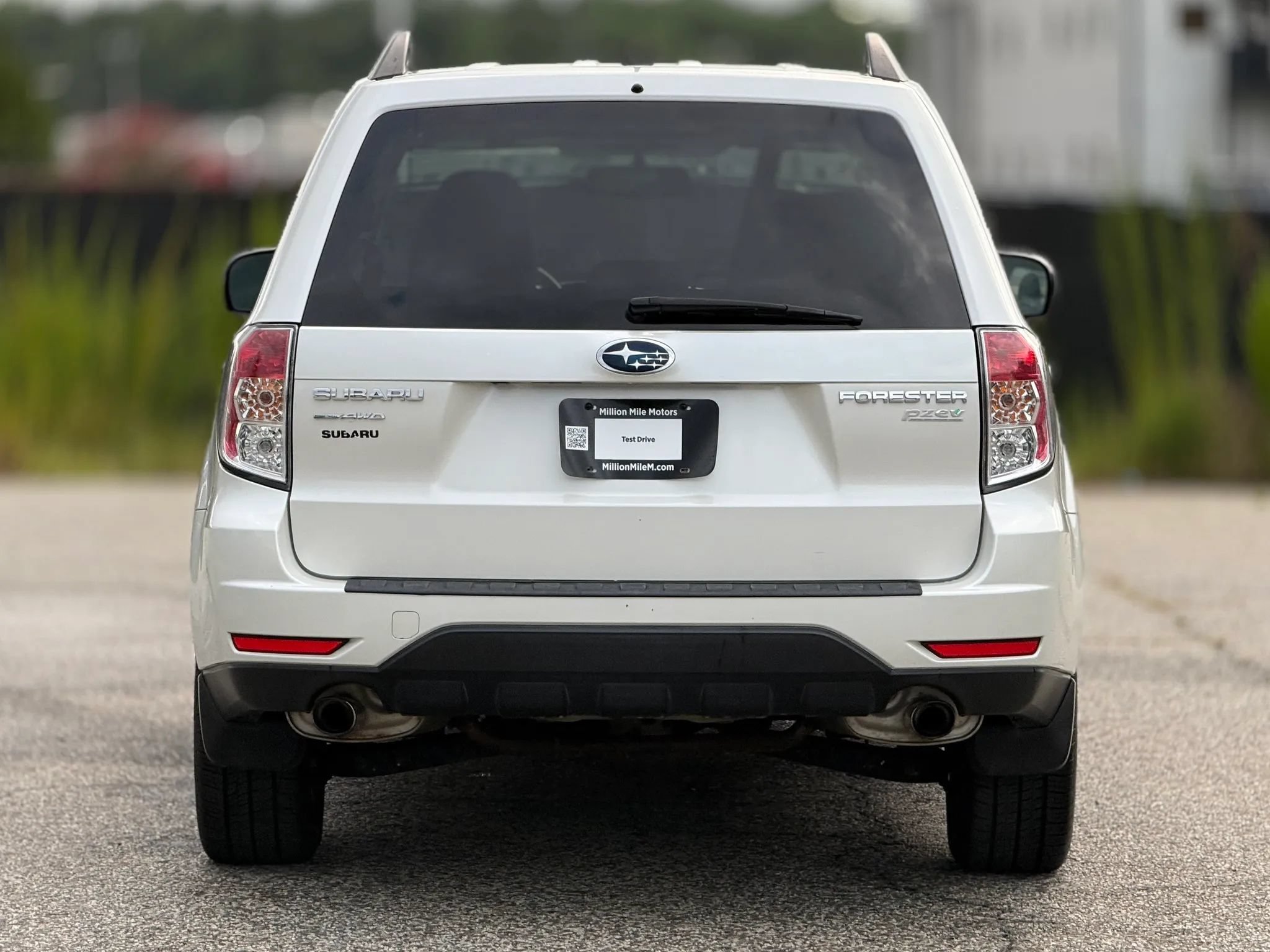 Used 2012 Subaru Forester 2.5X Limited AWD/4WD image 4