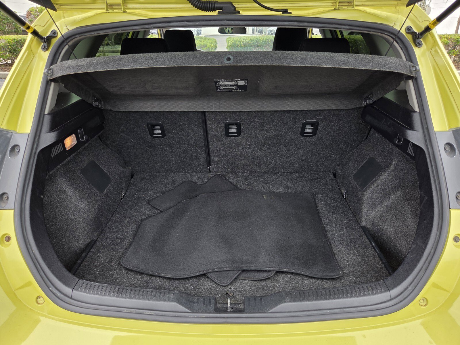 Used 2018 Toyota Corolla iM image 15