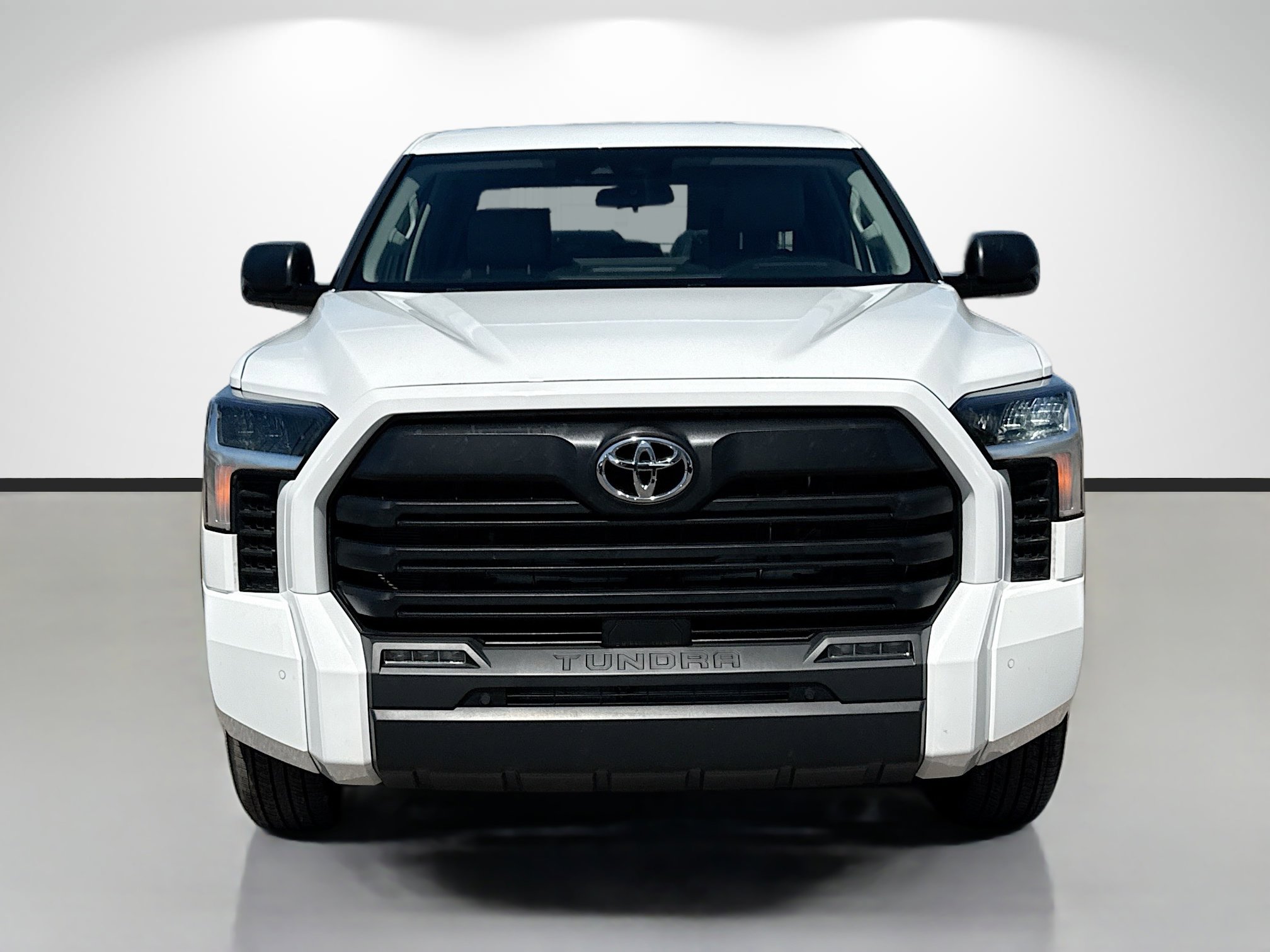 Used 2023 Toyota Tundra SR5 w/ SR5 Premium Package image 8