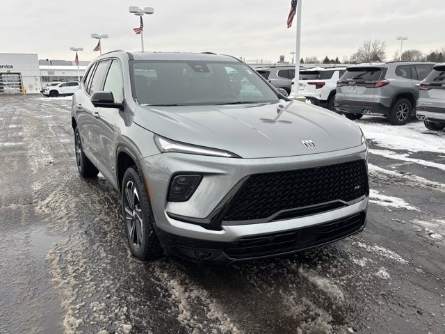 Used 2025 Buick Enclave Sport Touring w/ Power Package image 3