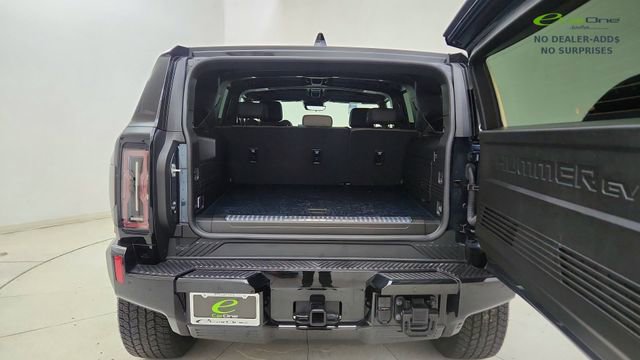Used 2025 GMC Hummer EV 3X w/ LPO, Illumination Package AWD/4WD image 14
