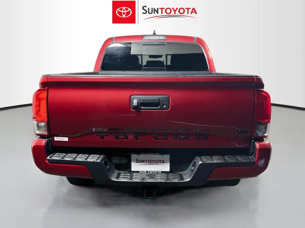 Used 2019 Toyota Tacoma TRD Sport AWD/4WD image 4