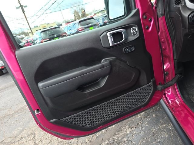 Used 2024 Jeep Gladiator Sport image 12