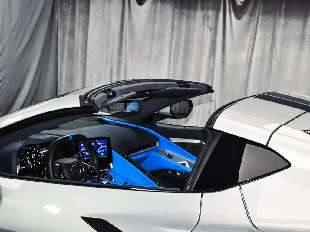 Used 2023 Chevrolet Corvette Stingray Premium Cpe w/ Body-Color Dual Roof Package RWD image 75