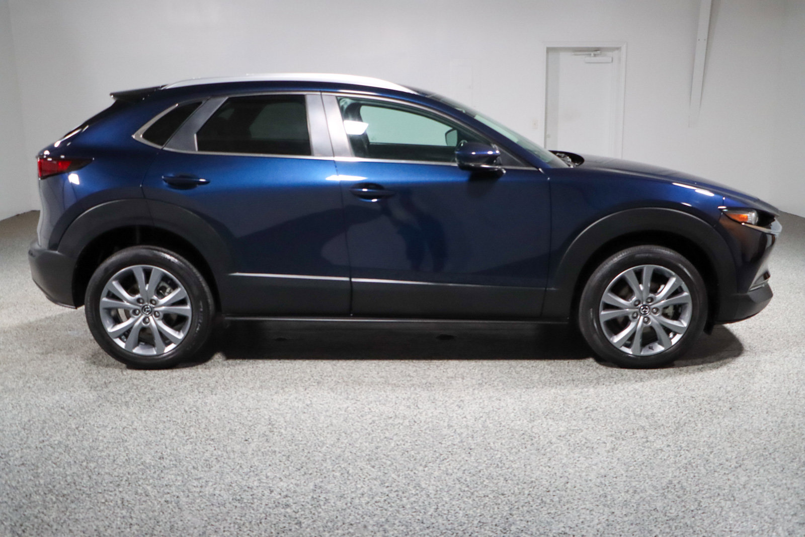 Used 2023 MAZDA CX-30 AWD image 6