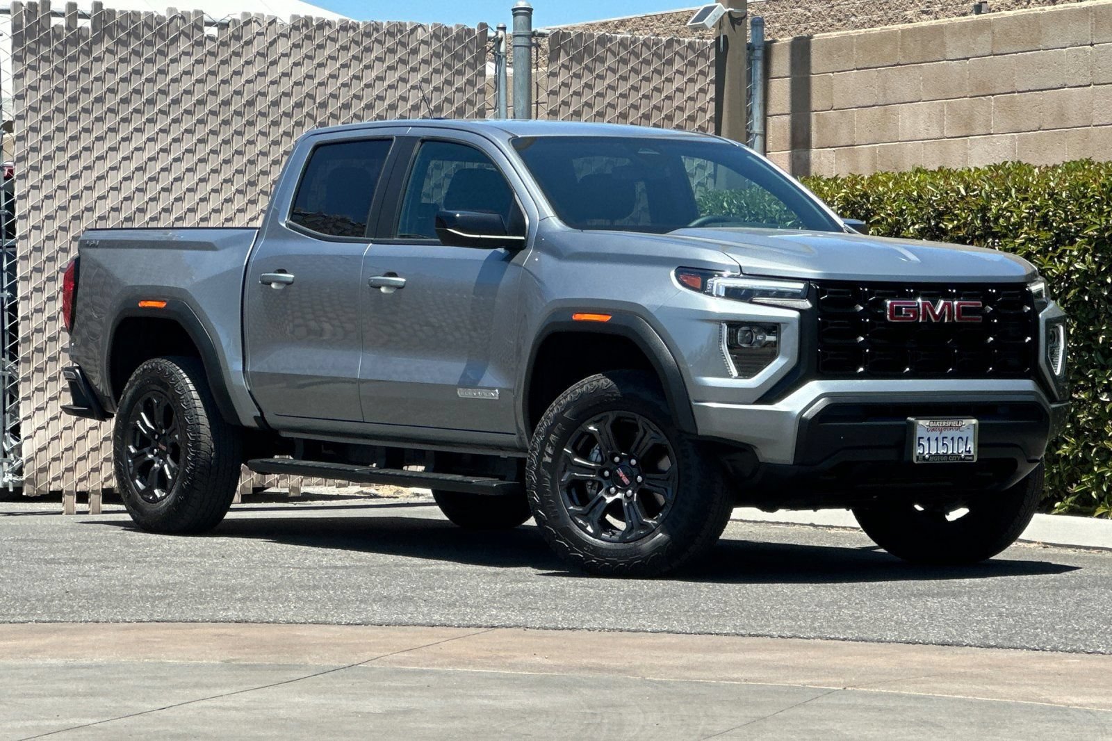 Certified 2024 GMC Canyon Elevation AWD/4WD image 2