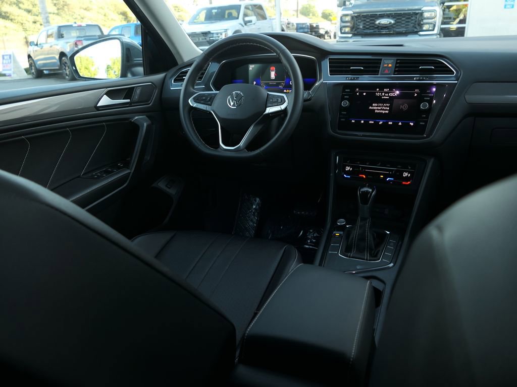 Used 2022 Volkswagen Tiguan SE image 25
