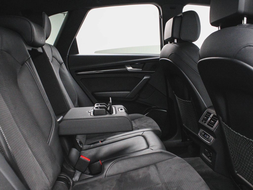 Used 2023 Audi SQ5 Premium w/ Convenience Package image 35
