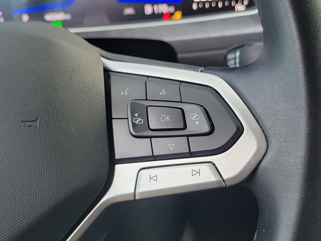 Used 2024 Volkswagen Tiguan Wolfsburg Edition image 25