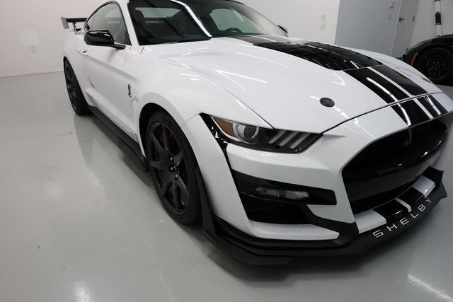 Used 2021 Ford Mustang Shelby GT500 w/ Carbon Fiber Track Pack RWD image 53