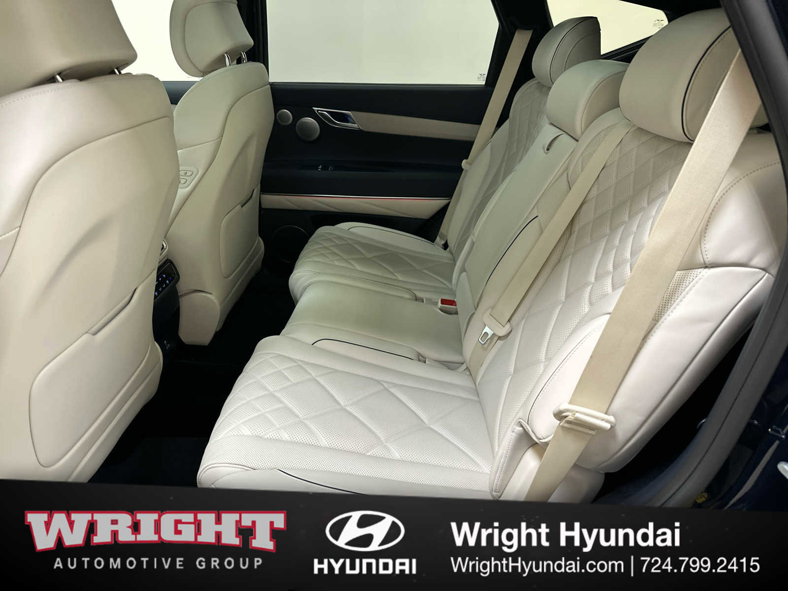 Certified 2025 Genesis GV80 3.5T Prestige image 13