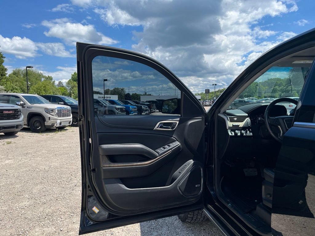 Used 2018 GMC Yukon XL Denali AWD/4WD image 18