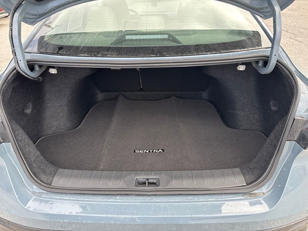 New 2026 Nissan Sentra SL w/ Floor Mat Package FWD image 24