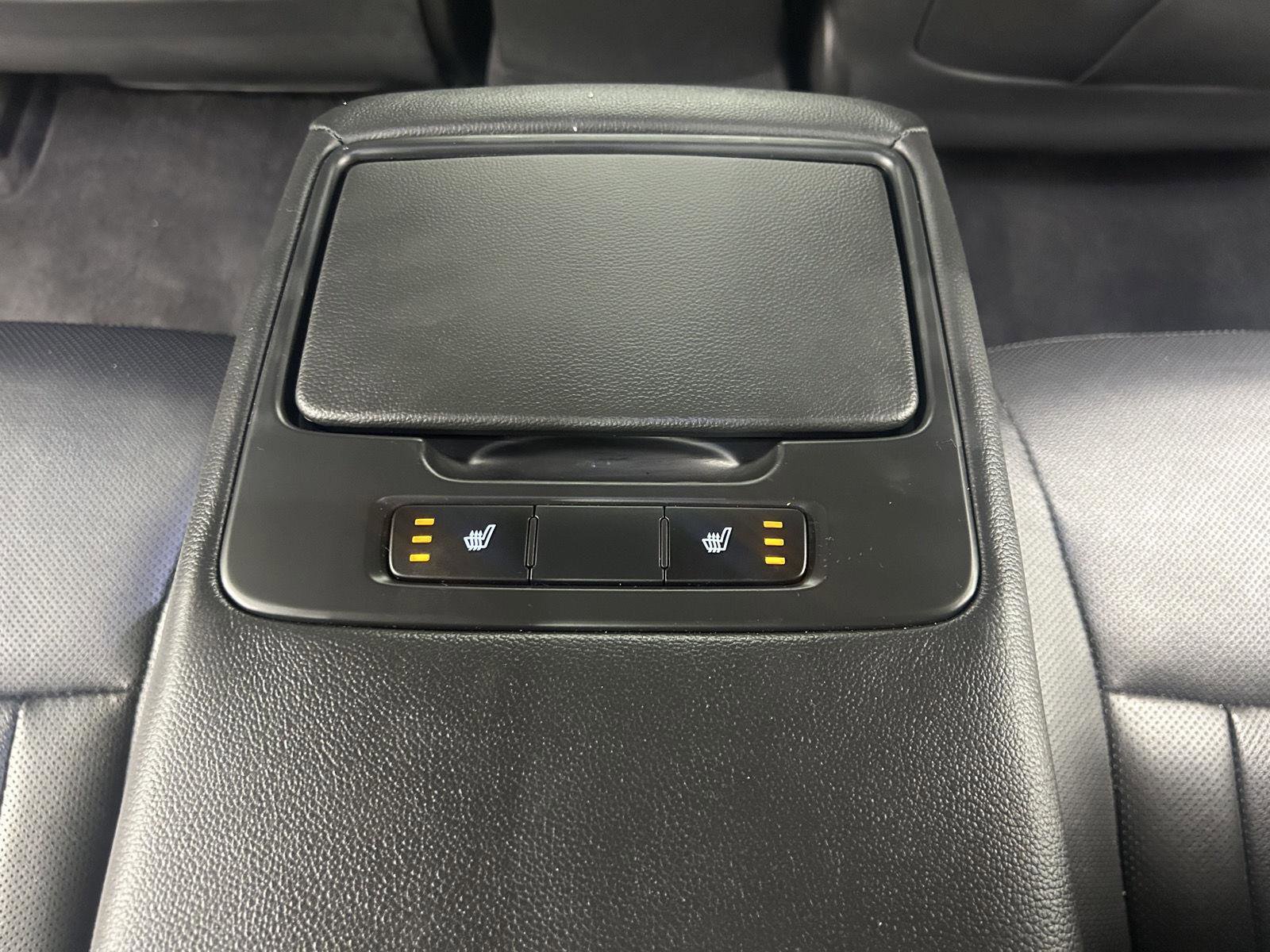 Used 2018 Genesis G80 3.8 image 10