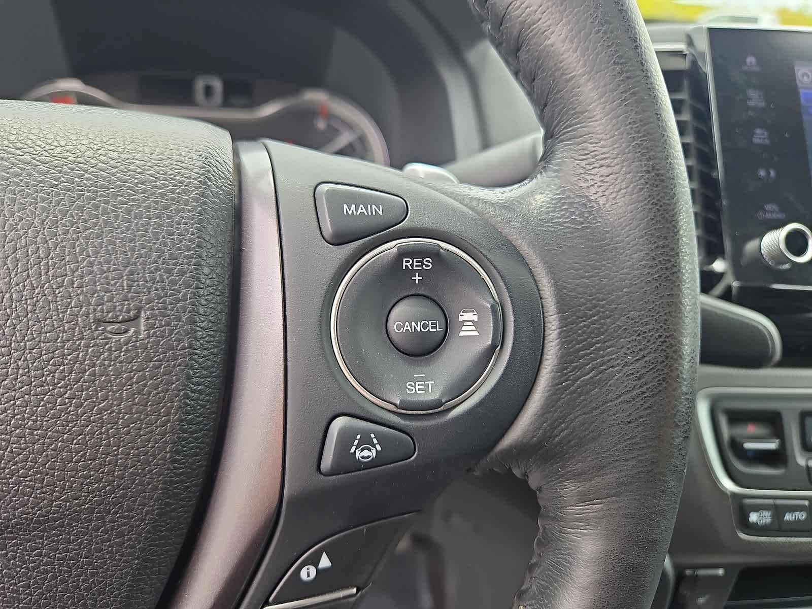 Used 2023 Honda Ridgeline RTL-E image 23