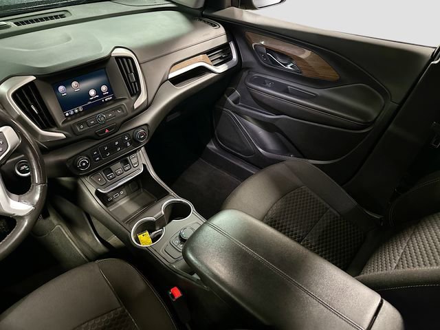 Used 2020 GMC Terrain SLE w/ Elevation Edition image 22