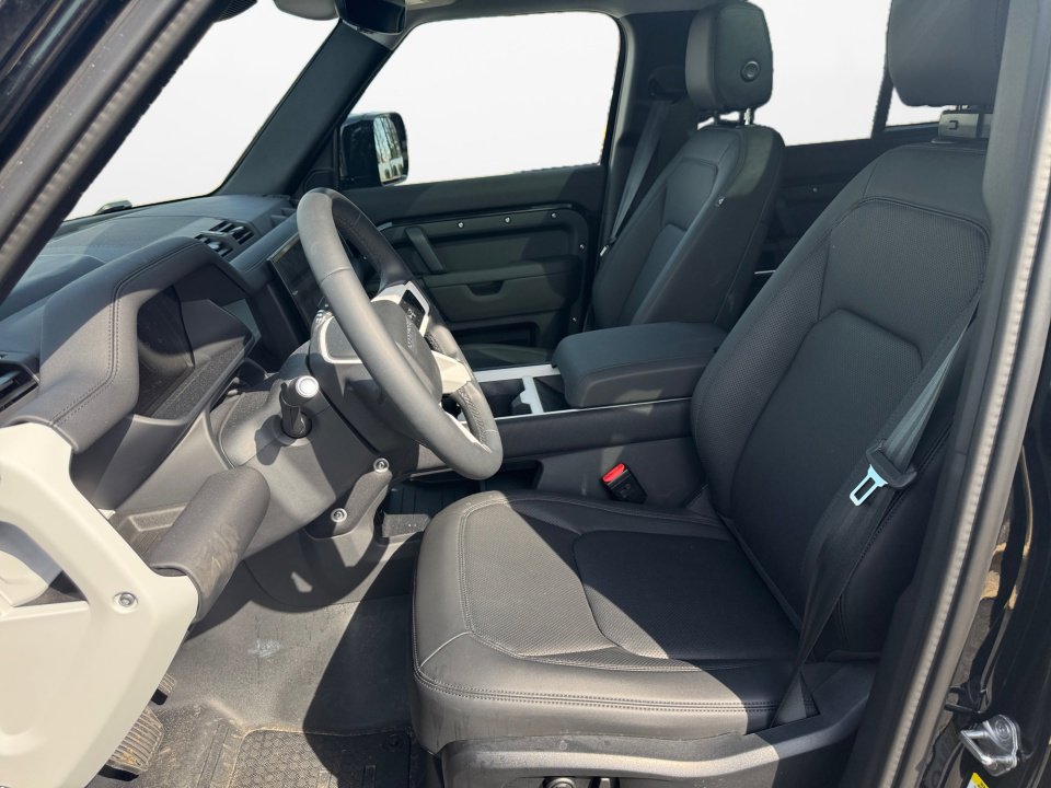 Certified 2025 Land Rover Defender 110 S image 9