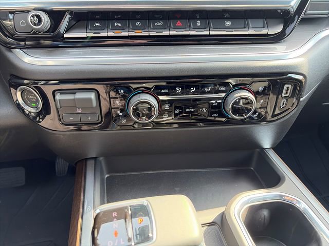 New 2026 Chevrolet Silverado 1500 High Country w/ High Country Premium Package image 17