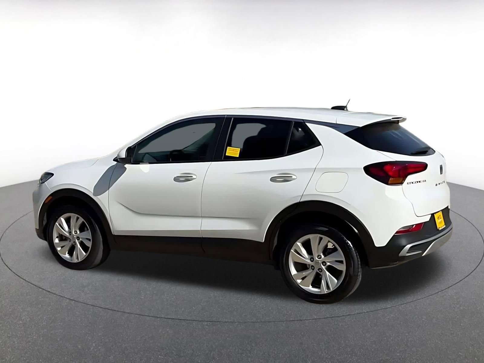 Used 2025 Buick Encore GX Preferred FWD image 10