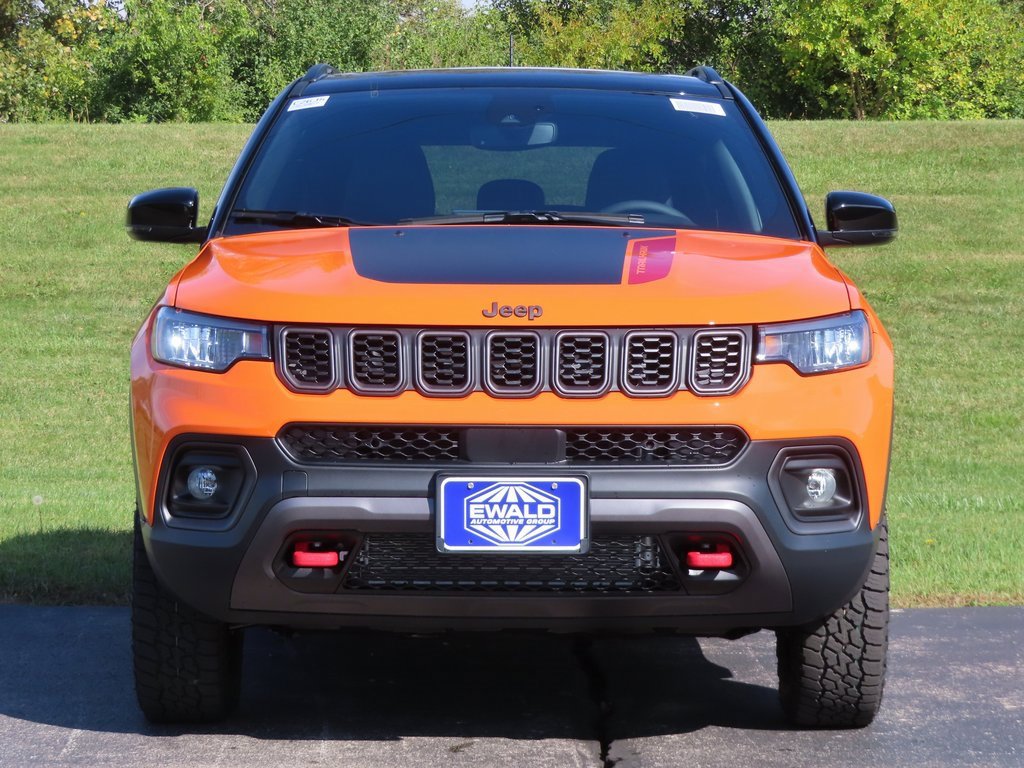 New 2026 Jeep Compass Trailhawk w/ Sun, Sound & Navigation Group image 21