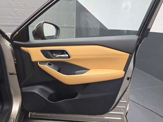 Used 2023 Nissan Rogue Platinum w/ Platinum Premium Package AWD/4WD image 51