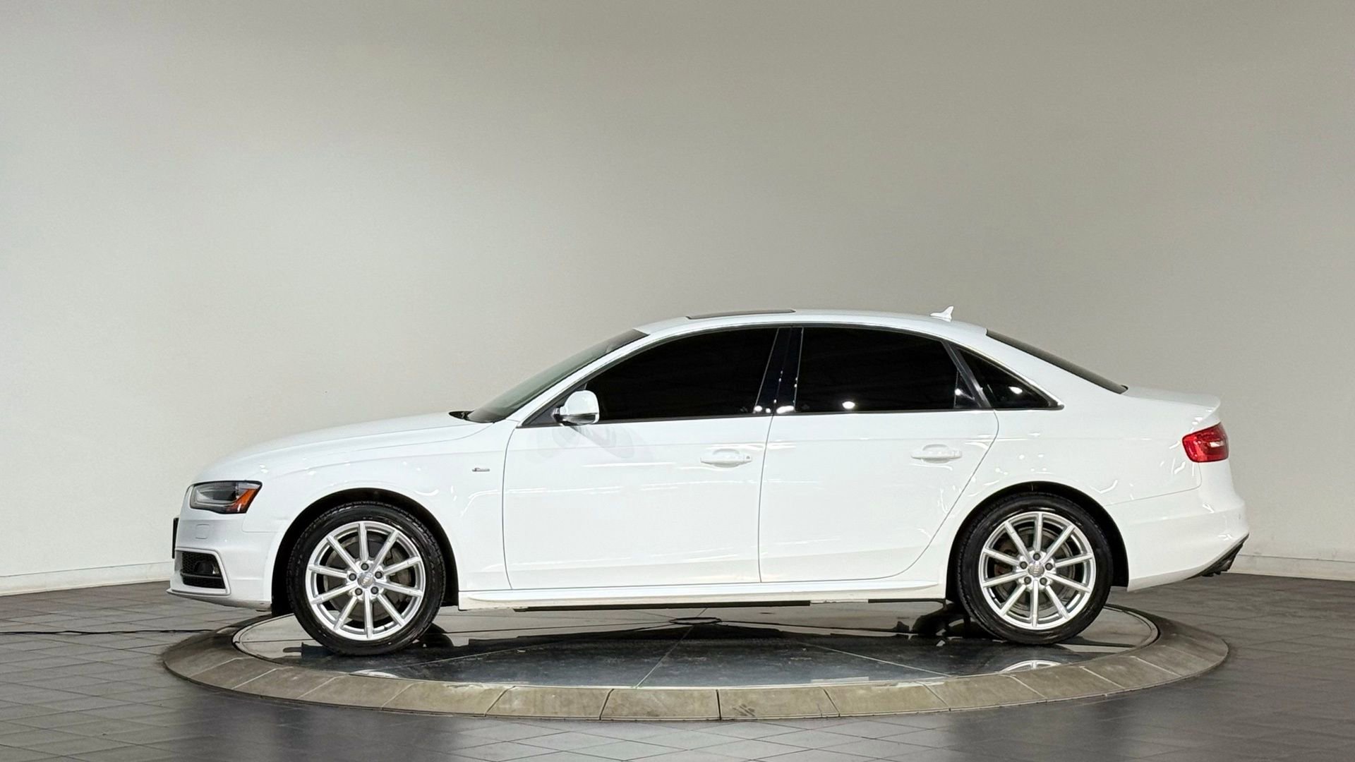Used 2014 Audi A4 2.0T Premium Plus image 6