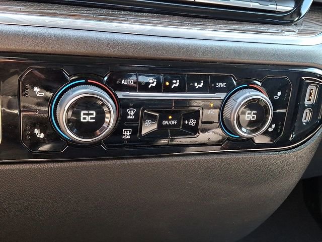 Used 2025 Chevrolet Silverado 1500 LT AWD/4WD image 14