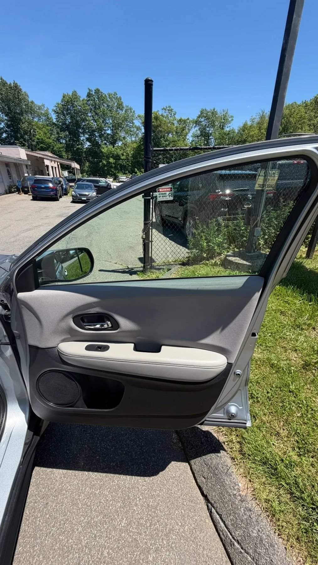 Used 2018 Honda HR-V LX image 12