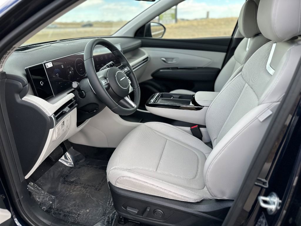 New 2025 Hyundai Tucson Limited image 21