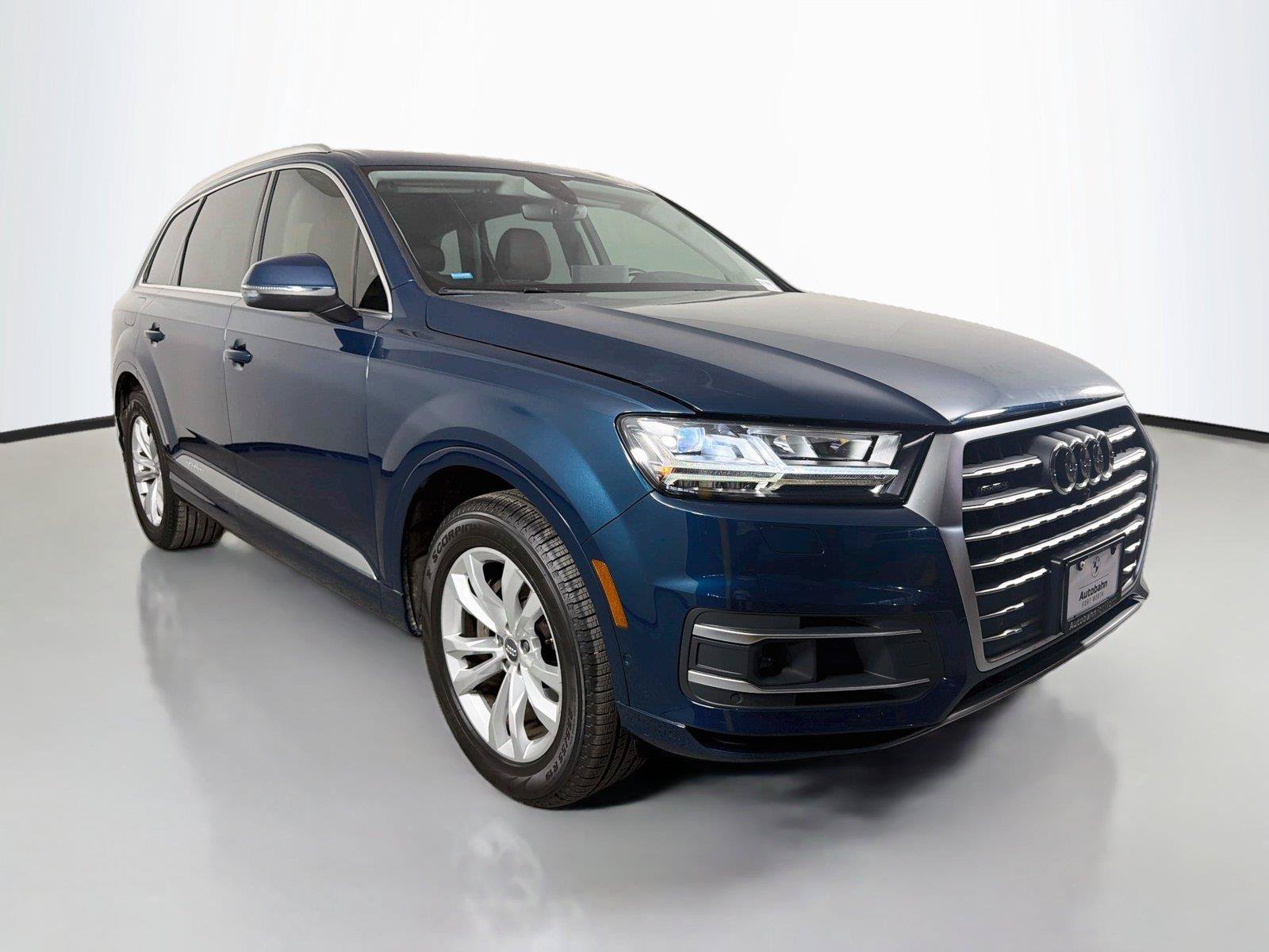 Used 2019 Audi Q7 3.0T Premium Plus w/ Premium Plus Package AWD/4WD image 3