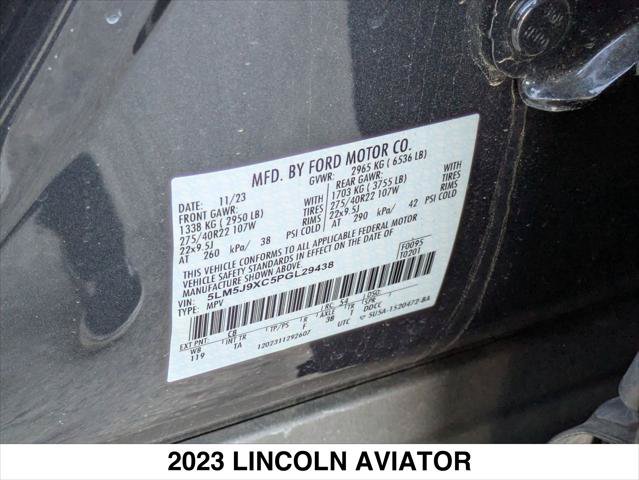 Used 2023 Lincoln Aviator Black Label w/ Class IV Trailer Tow Package AWD/4WD image 29