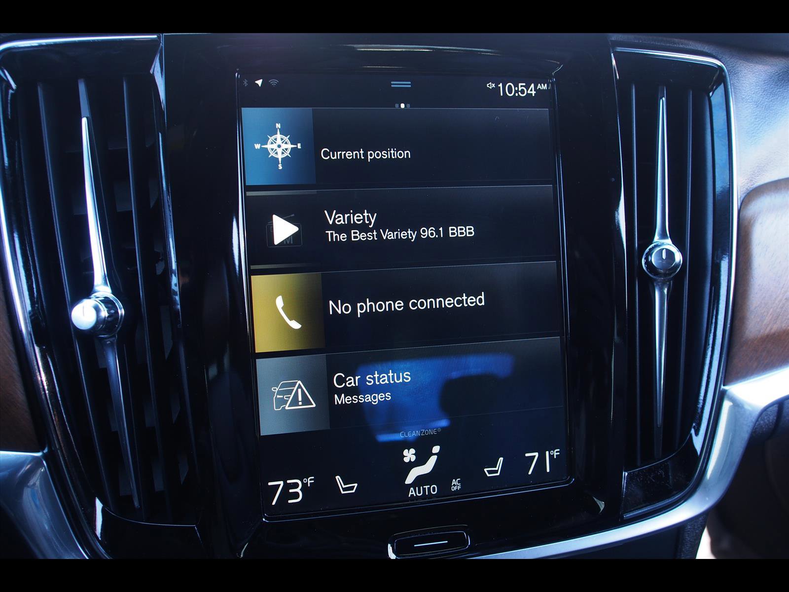 Used 2017 Volvo S90 T6 Inscription w/ Vision Package image 29