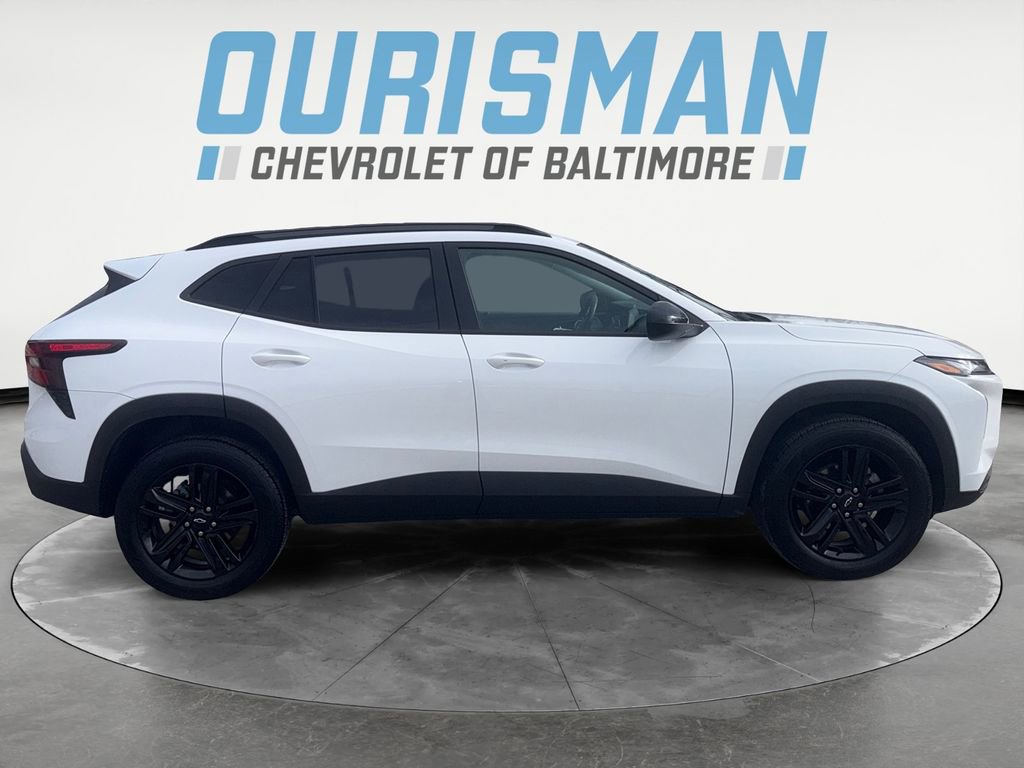 Used 2024 Chevrolet Trax ACTIV w/ Driver Confidence Package image 7