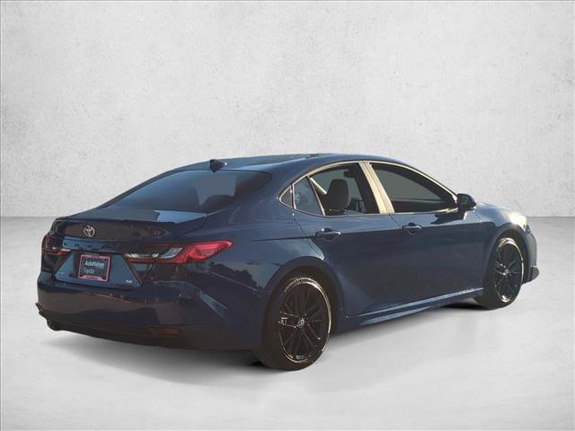Used 2025 Toyota Camry SE w/ Convenience Package image 5