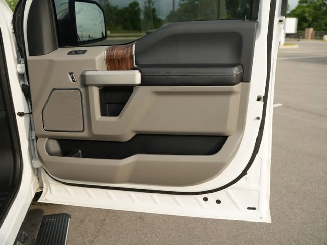Used 2019 Ford F150 Lariat w/ Equipment Group 502A Luxury AWD/4WD image 19
