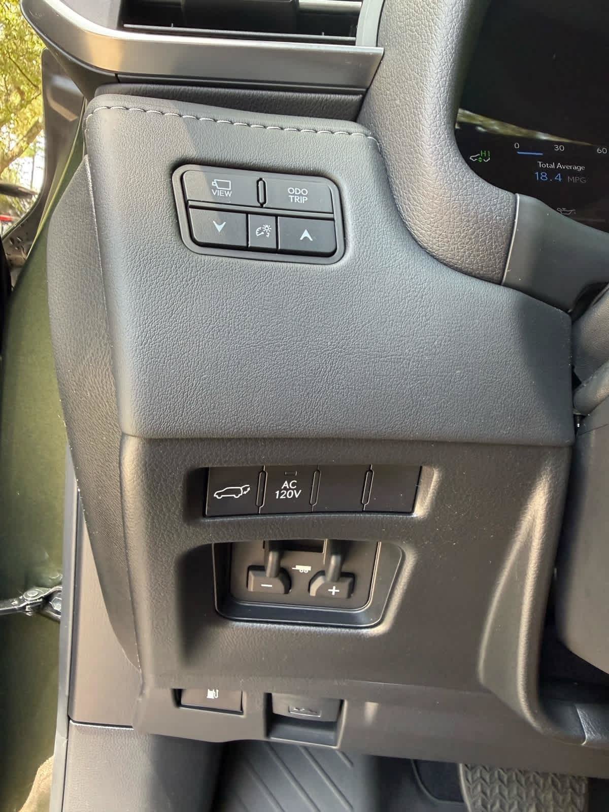 Used 2026 Lexus LX 700h Overtrail w/ Accessory Package (Z1) AWD/4WD image 21