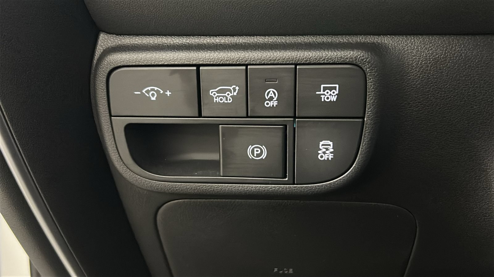 Certified 2026 Hyundai Palisade Limited AWD/4WD image 21