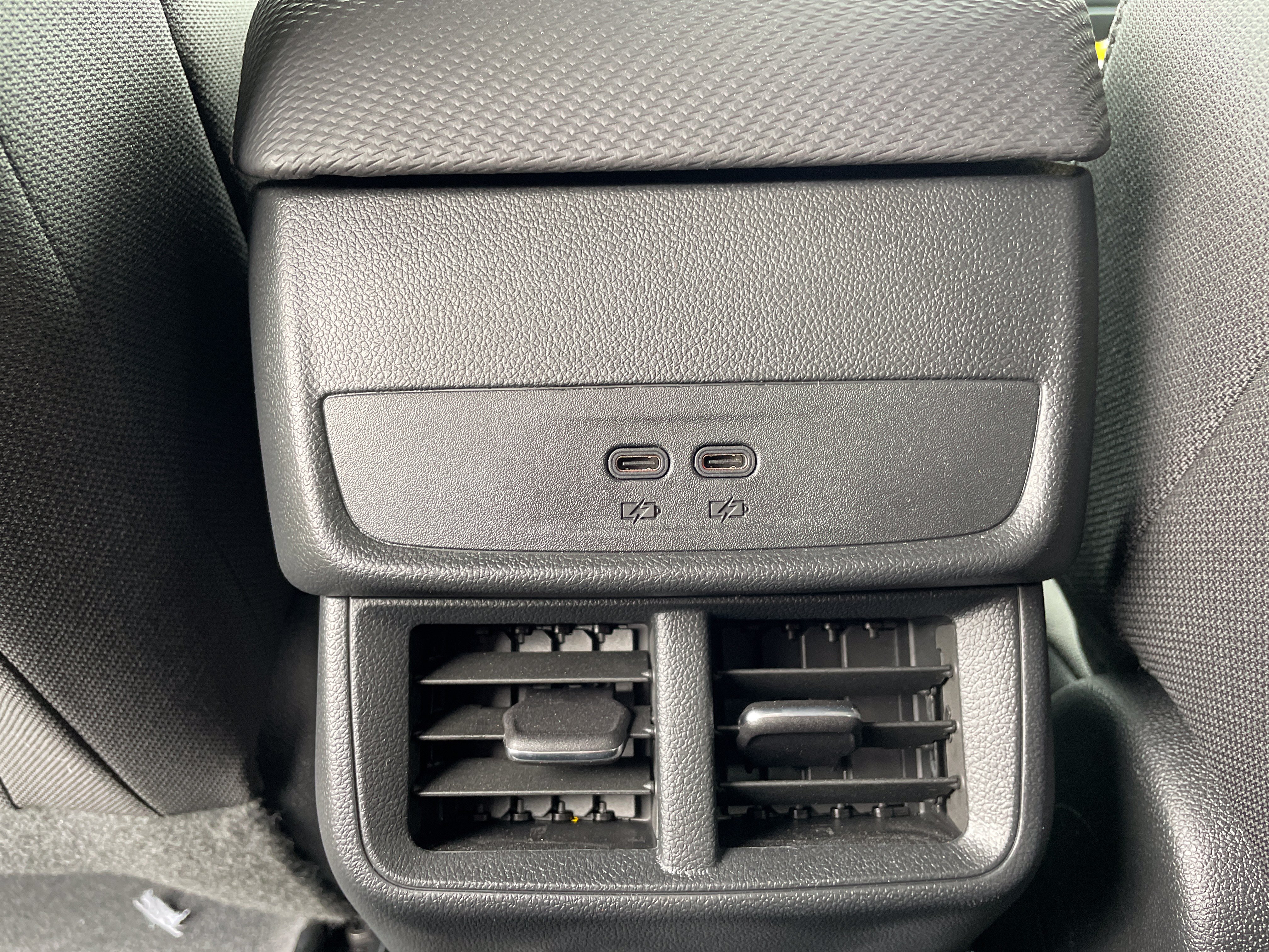Used 2026 Chevrolet Equinox LT FWD image 19